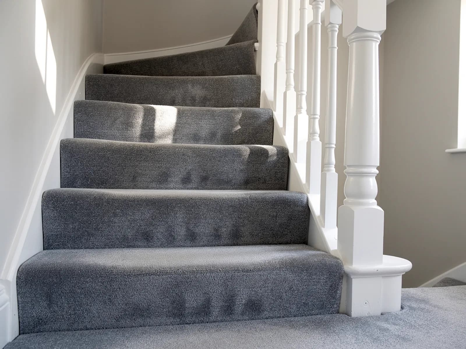 Stair runner with whipped edges, Leith